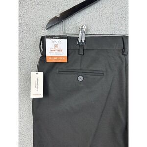 Van Heusen Pants Mens 36x32 Black Traveler Slim Fit Non Iron Dress Slacks Work